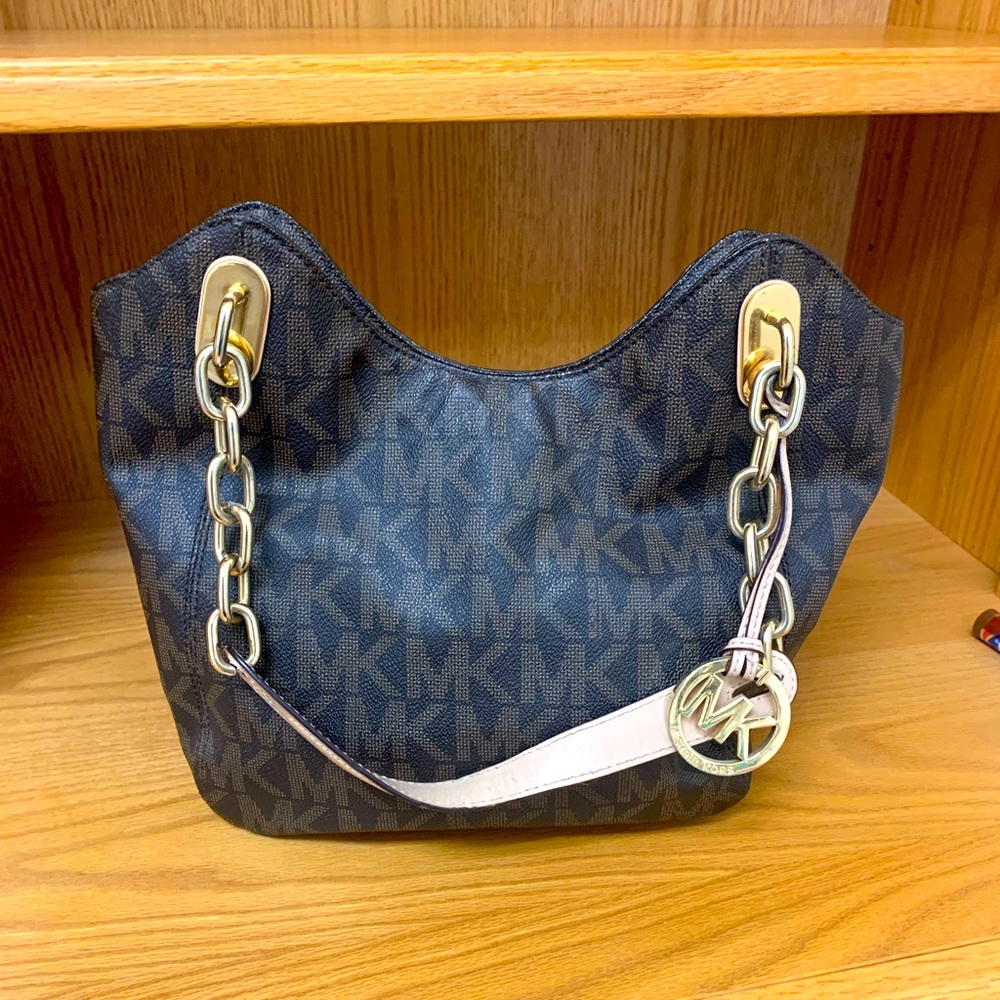 Michael Kors Monogram Shoulder Chain Bag